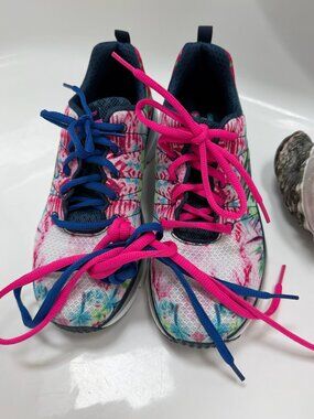 Skeckers, Womens size 8